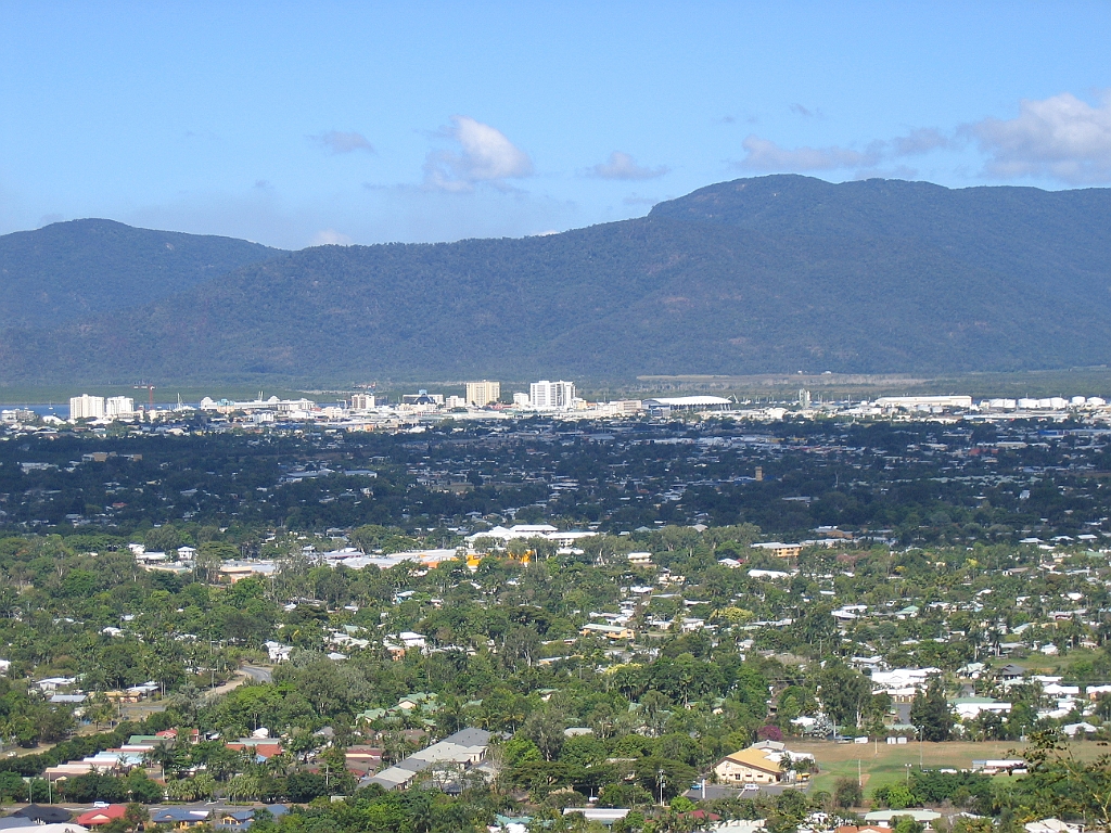 CairnsTC382 Campbells Lookout.jpg